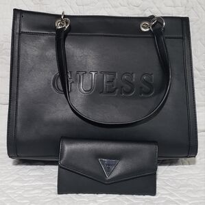 Guess Lindenberg Shoulder Bag